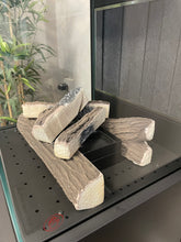 Cargar imagen en el visor de la galería, Repuesto troncos artificiales - Estufas de exterior online